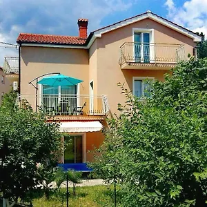 Appartaments Lion Marinici (Primorsko-Goranska)